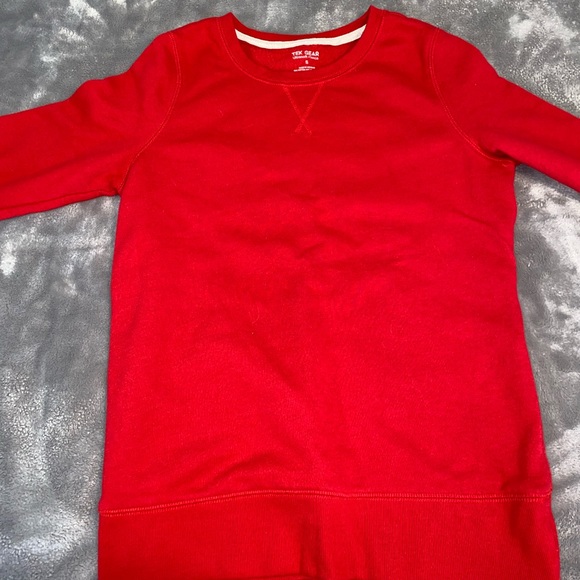 2 Sweaters - Picture 9 of 9